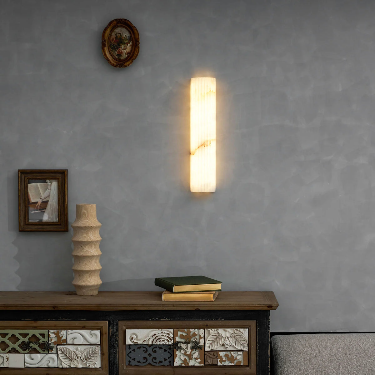 Elegant Alabaster Wall Sconce Light with Soft Glow Design | Ambient Lighting for Warm Atmosphere