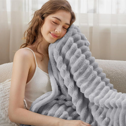 Cloud Nine | Textured Throw Blanket with Plush Softness | Versatile Comfort for All Seasons 3