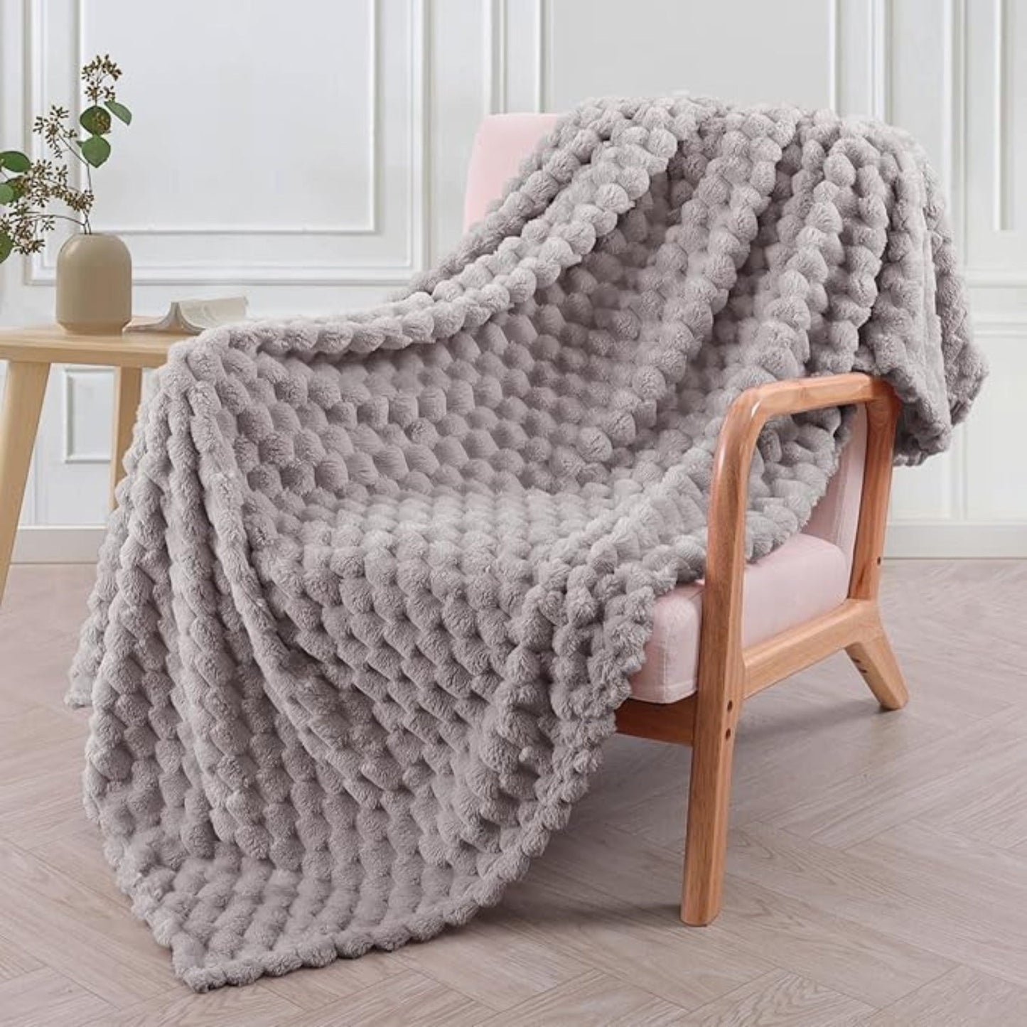 Comfort Collection | Fleece Throw Blanket with Ultra-Plush Softness | Cozy Accent for Year-Round Warmth 3