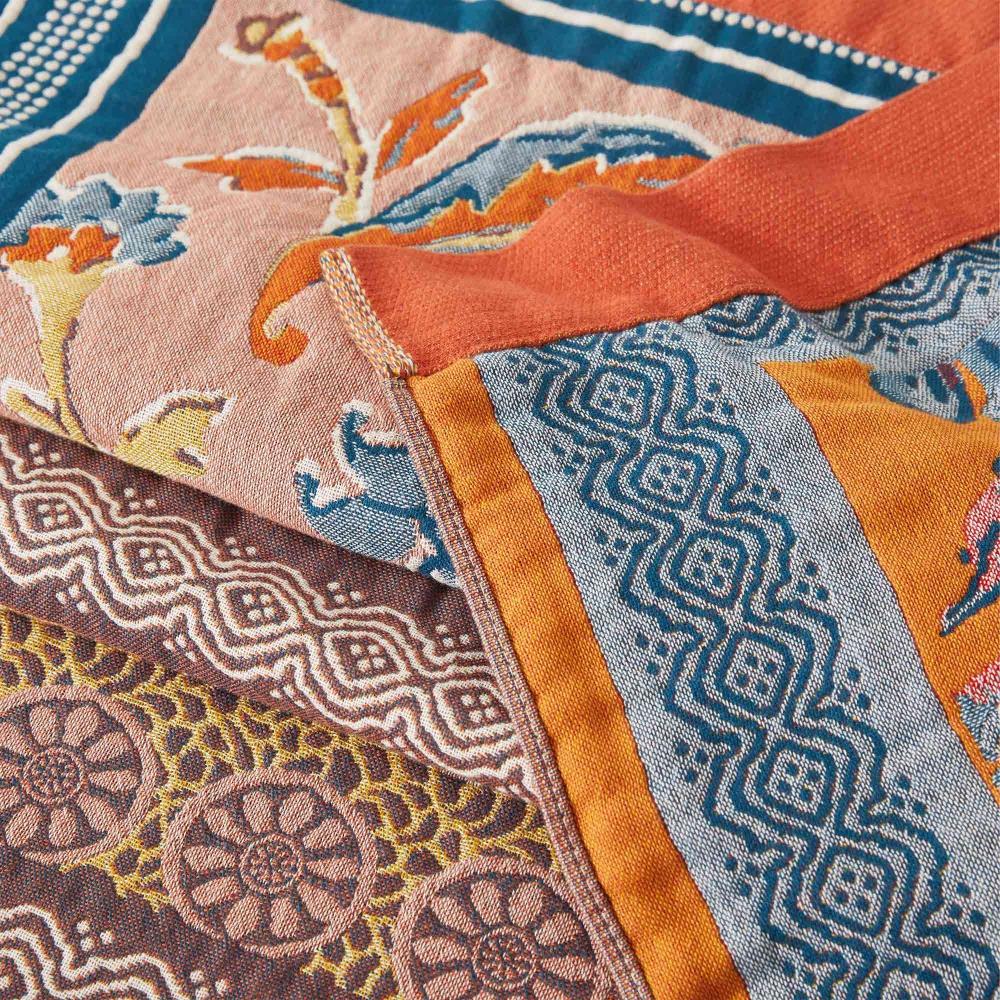 Cozy Comfort | Cotton Blanket with Lightweight Design | Versatile All-Season Throw for Home and Travel 5