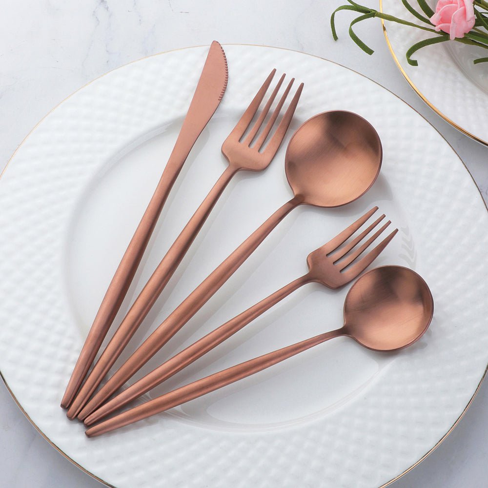 Elegant Utensil Set | Stainless Steel Dining Tools with Curved Design | Available in Black, Silver, Gold, and Rose Gold 10