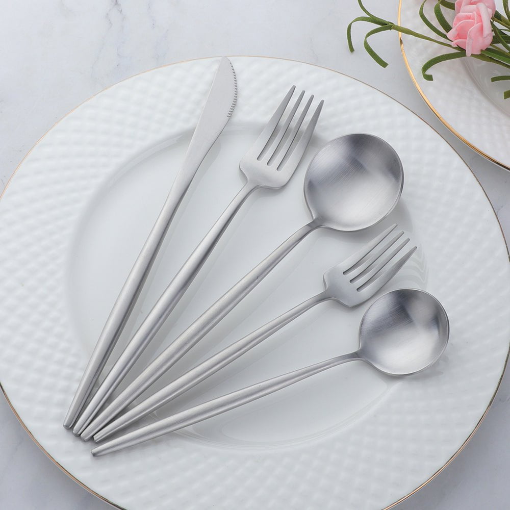 Elegant Utensil Set | Stainless Steel Dining Tools with Curved Design | Available in Black, Silver, Gold, and Rose Gold 9