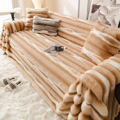 Luxurious Velvet Faux Fur Couch Cover | Plush Microfibre Blend for Stylish Comfort and Protection 1