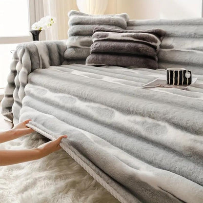Luxurious Velvet Faux Fur Couch Cover | Plush Microfibre Blend for Stylish Comfort and Protection 4