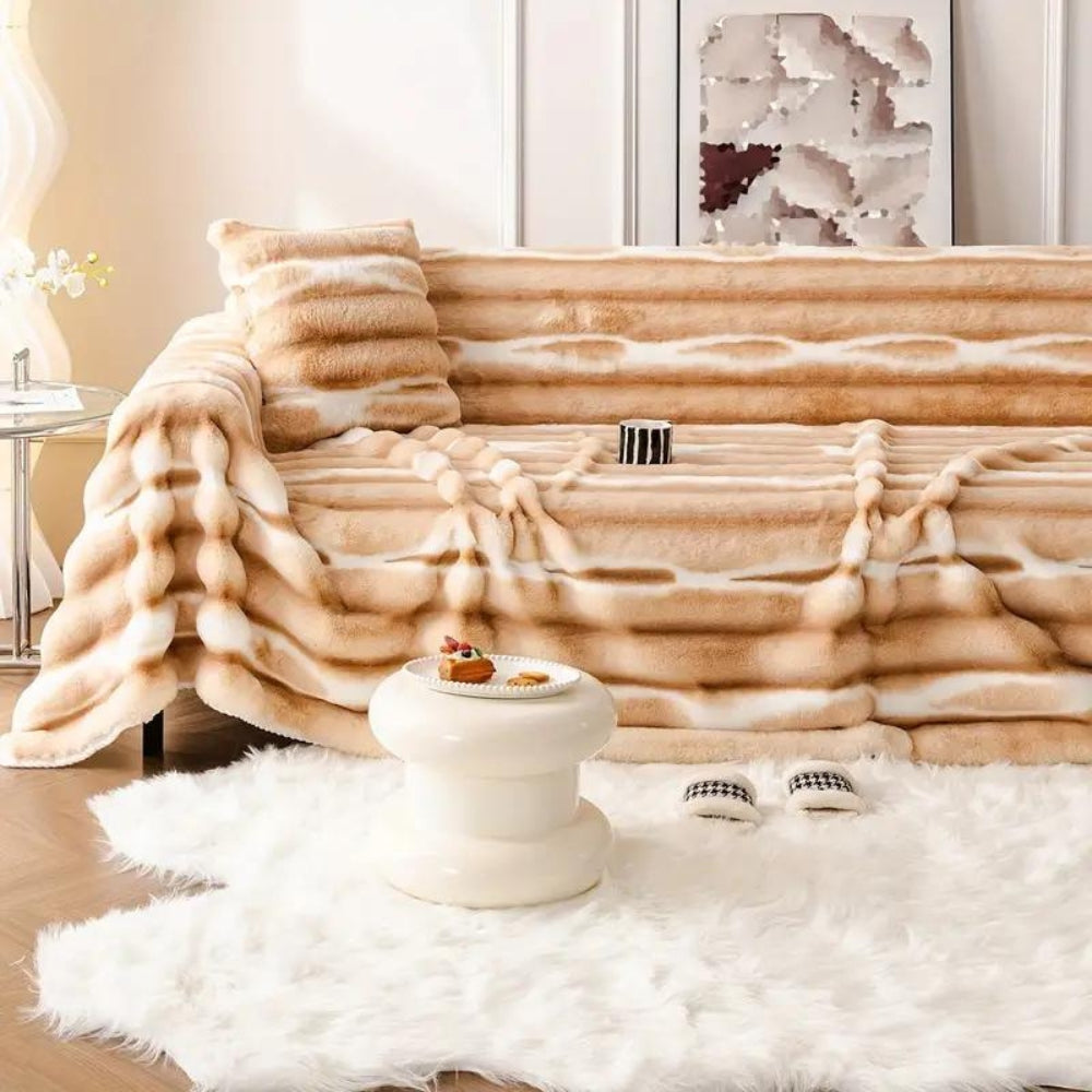 Luxurious Velvet Faux Fur Couch Cover | Plush Microfibre Blend for Stylish Comfort and Protection 5