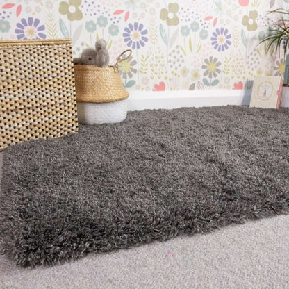 Plush Grey Shaggy Rug | Soft Texture & Versatile Design for Ultimate Comfort 3
