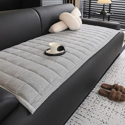 Quilted Couch Cover Mat with Non-Slip Design | Elegant Protection for Pets 4