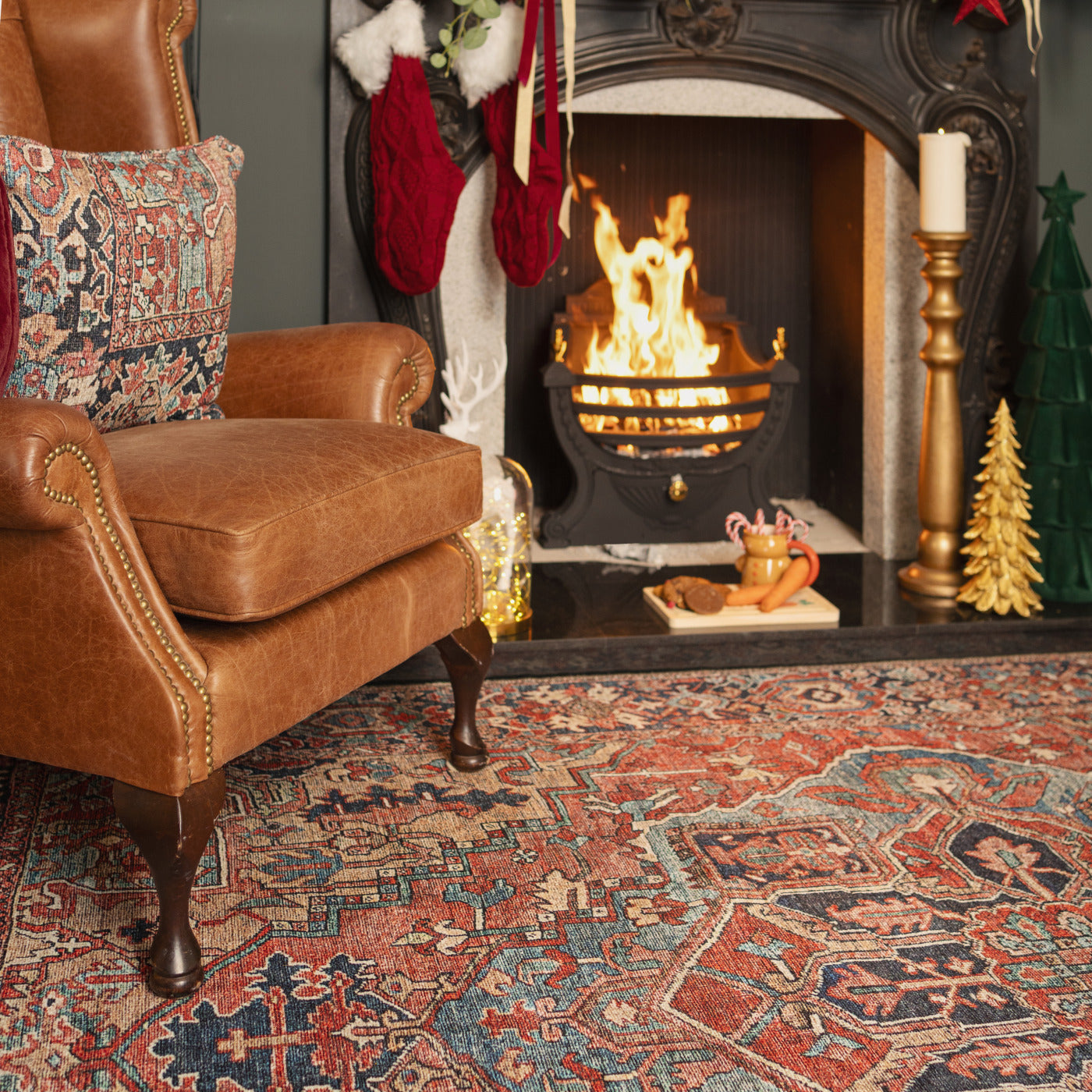 Savanna | Washable Red Distressed Rug with Stain Resistance | Eco-Friendly Design for Easy Maintenance 5