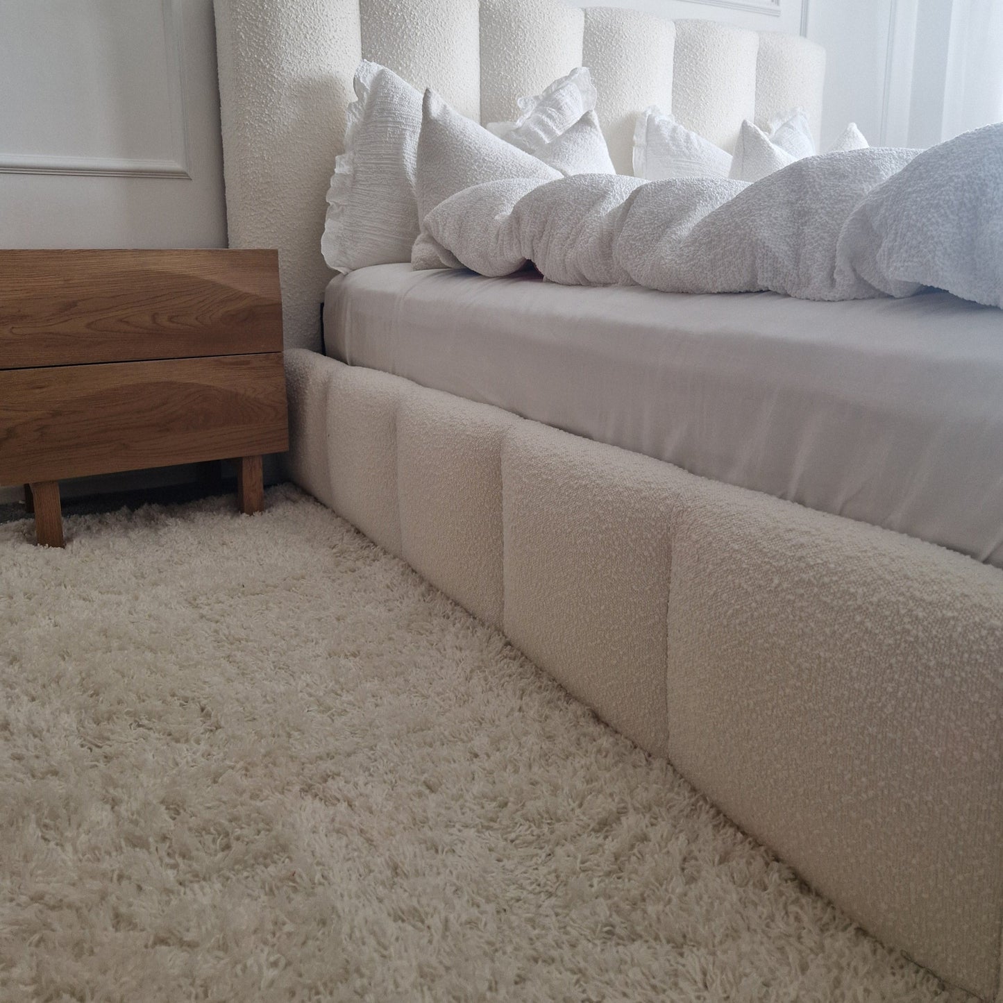Soft Shaggy Area Rug | Cream White Design with Plush Texture | Versatile Living Room Rugs for Comfort and Style 5