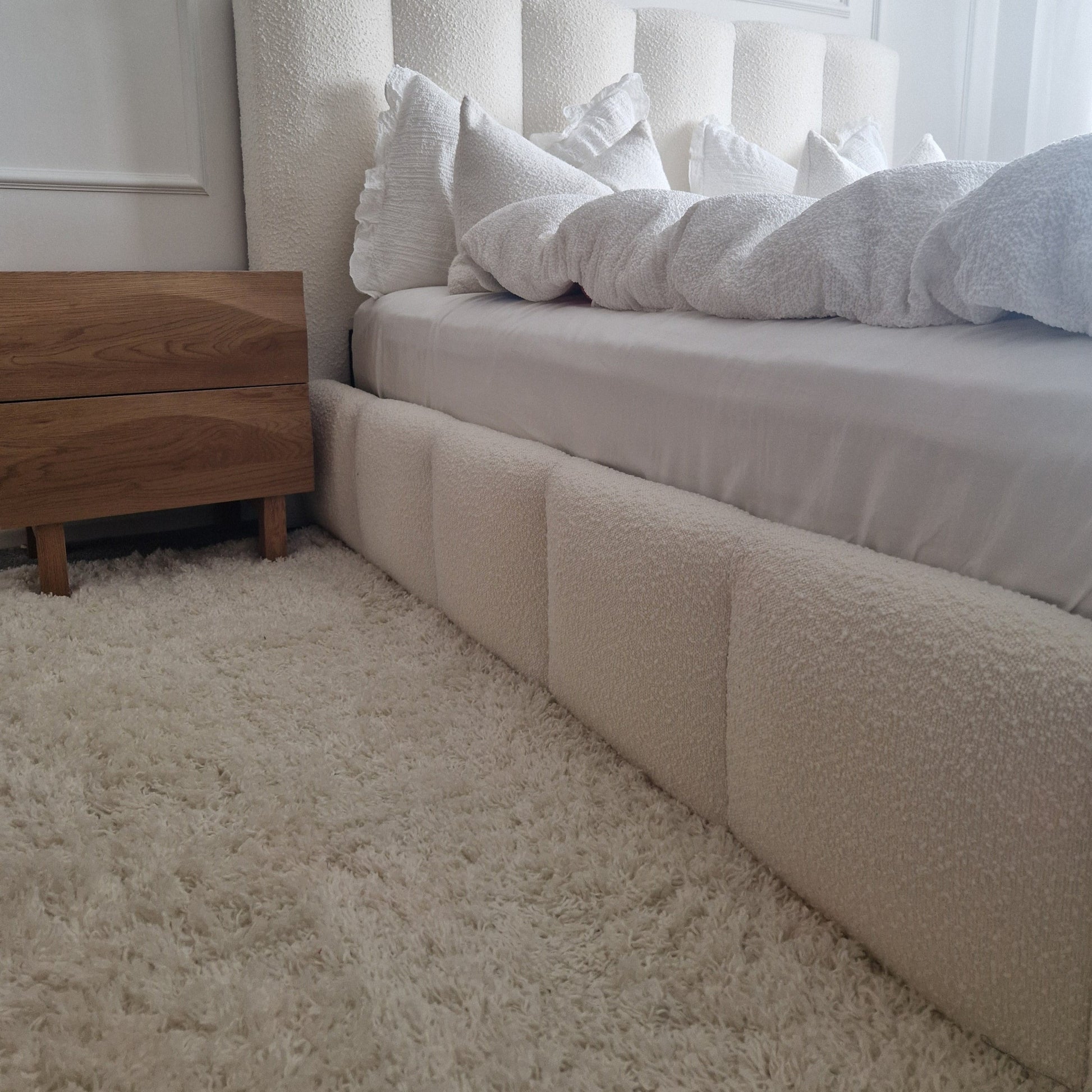 Soft Shaggy Area Rug | Cream White Design with Plush Texture | Versatile Living Room Rugs for Comfort and Style 5