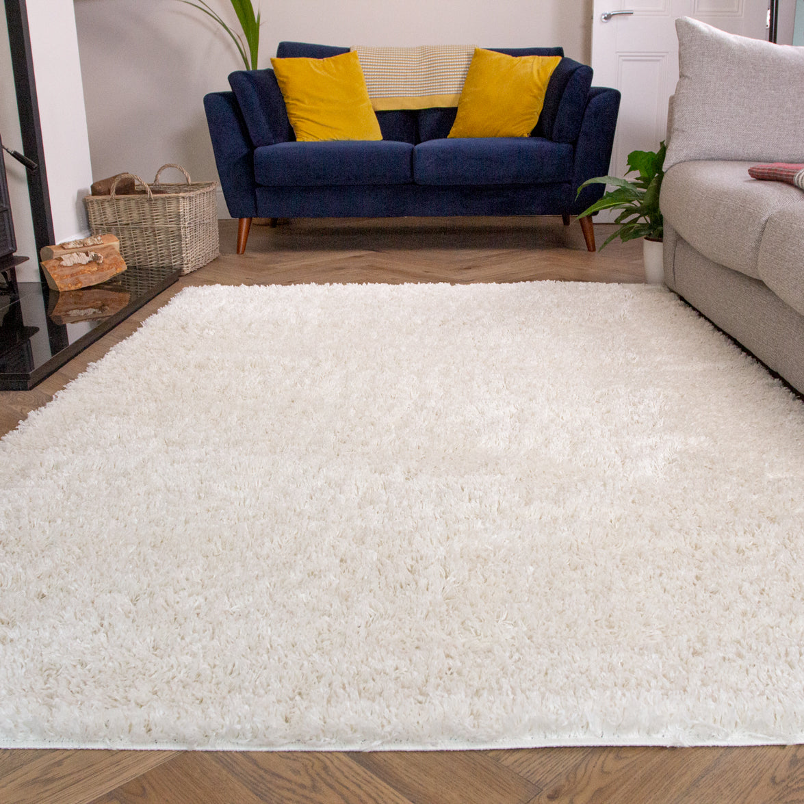 Soft Shaggy Area Rug | Cream White Design with Plush Texture | Versatile Living Room Rugs for Comfort and Style 6