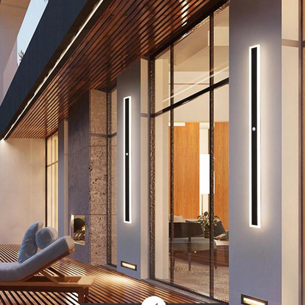 Vynn Series | Outdoor Wall Lamp with Transparent Acrylic Pane | Weather-Resistant Design for Timeless Elegance 11