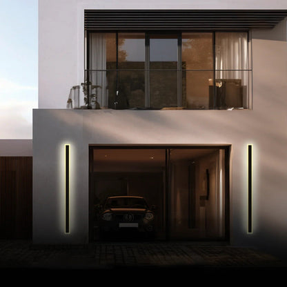 Vynn Series | Outdoor Wall Lamp with Transparent Acrylic Pane | Weather-Resistant Design for Timeless Elegance 3