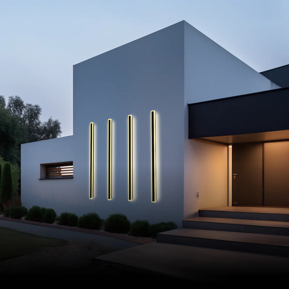 Vynn Series | Outdoor Wall Lamp with Transparent Acrylic Pane | Weather-Resistant Design for Timeless Elegance 7